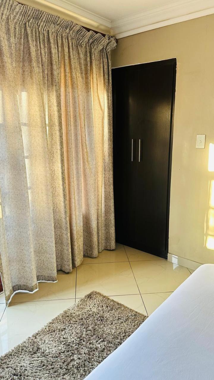 Sunrise Boutique Hotel Witbank Exterior foto